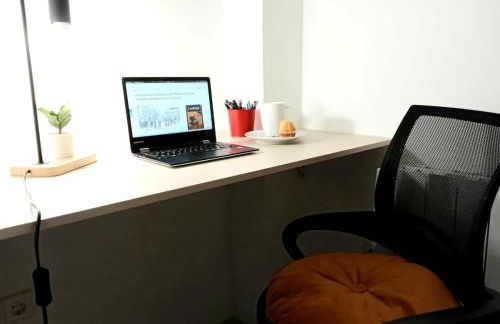 Exterior con parking junto a Avda de América - Foto 1