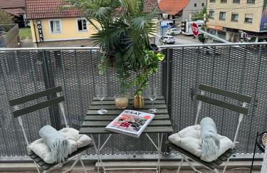 Stilvolles und modernes Appartement mit sonnigem Balkon in Flughafen- und Messenähe 31 - Foto 1
