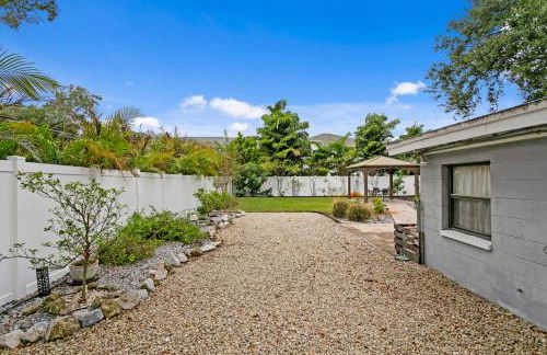 Jasmine Oaks Retreat in beautiful South Tampa - Foto 42