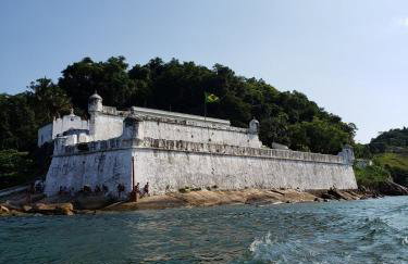 Comfortable Gonzaga Apartament - Em 1 minuto a pé tá na PRAIA Gonzaga em Santos e no Shopping Balneário, 2 ar-condicionados, portaria 24 horas, elevador, 1 vaga carro Gratís, wi-fi Grátis, enxoval Gratuito, PRAIA Santos Gonzaga, Bicicleta disponí - Foto 22