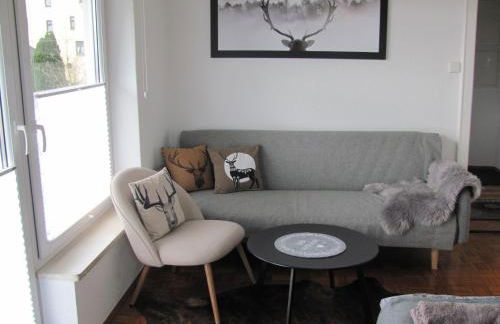 #1Gemütliches ruhiges sonniges Balkonzimmer mit Gemeinschaftsbad W-Lan Airport nah Late Night Check in Haus Nr 9,5 - Foto 9