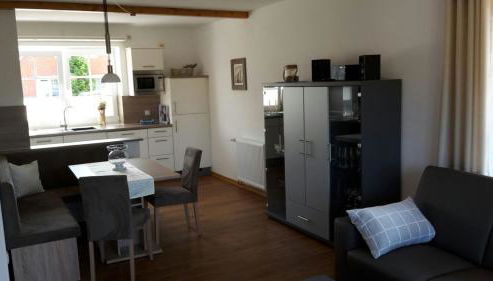 4 **** Ferienhaus Esens - Foto 5