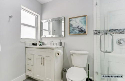 Canal - Water view, private pool, near beach - Foto 19