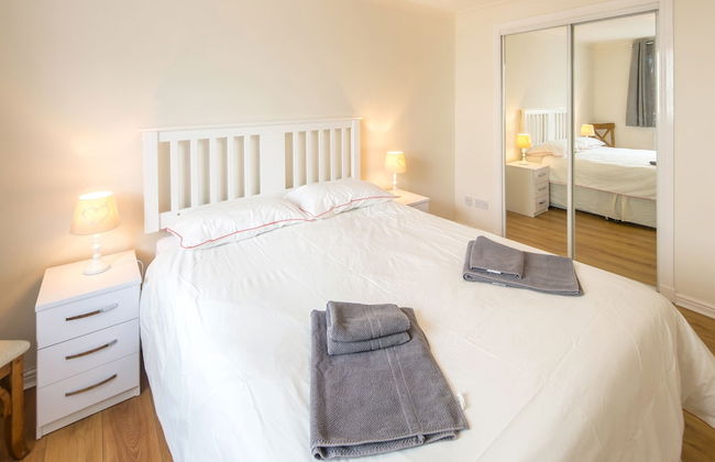 Stunning Shore Apartment with Balcony - Foto 6