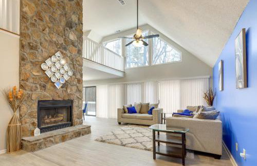 4 Mi to Charming Dtwn Fayetteville! Bright Home - Foto 1