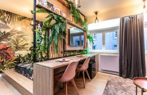 Tropical Jacuzzi Oasis - Terreaux - Photo 13