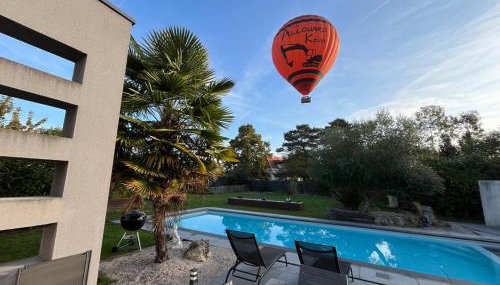 Villa au calme Amboise Piscine chauffée & Spa - Foto 2, sunbed