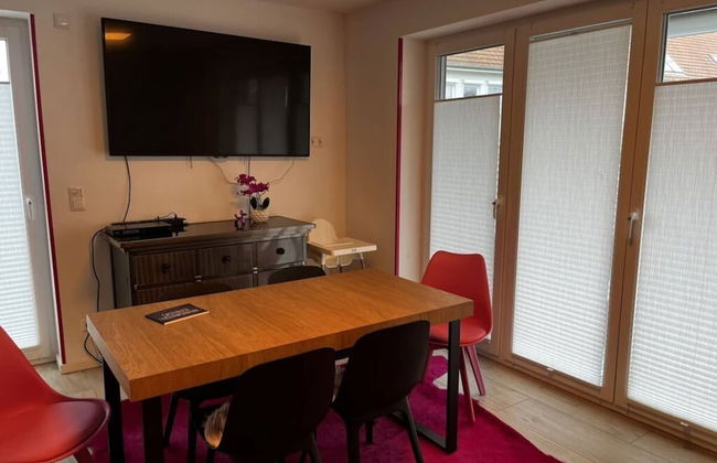 Pink Cow Modern Retreat - Photo 11