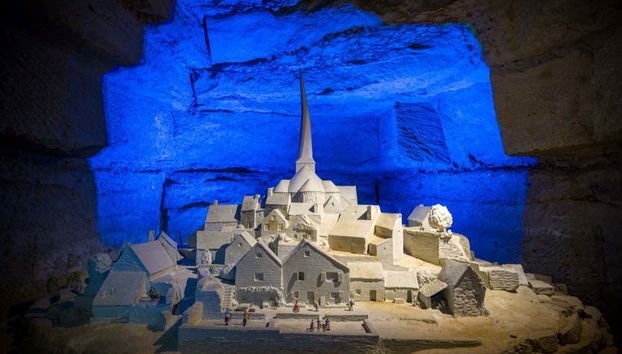 Entrance to the Pierre and Lumière Sculpture Museum - Photo 3