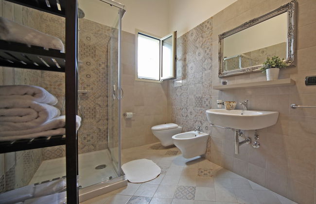 La Buona Creanza - Foto 24