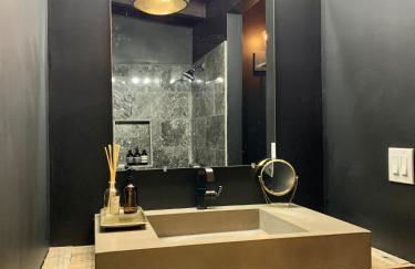 [RARE] Buckhead Mid-century Masterpiece! - Foto 18