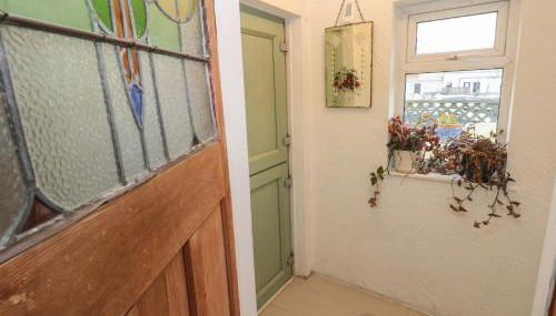 Cobwebs Corner - Photo 4