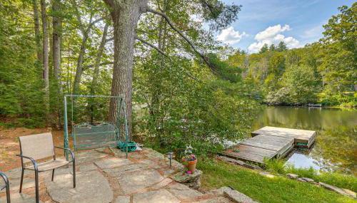 Lakefront Bradford Cottage with Dock, Near Skiing! - Foto 3