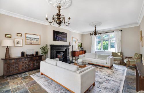 Merry Lakes - Luxury Lakeside Escape with Pool - Just 30 Minutes from London - Foto 17