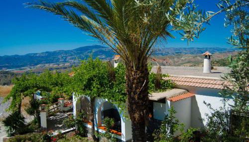 Holiday Home Gemütliches Haus in Anlage mit Schwimmbad in Válor by Interhome - Foto 1