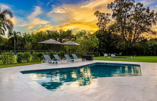 Villa Tation 8BR Mini Hotel - Foto 25