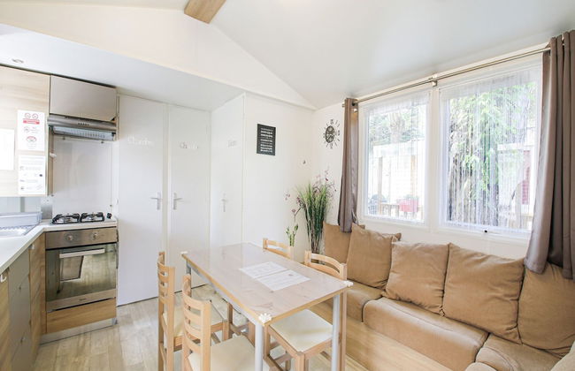 Swanky Mobile Home in Saint Jean de Monts Near Seabeach - Photo 49