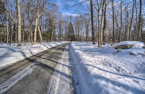 Berkshires Home on 11 Acres with Pond and 2 Fire Pits! - Foto 42