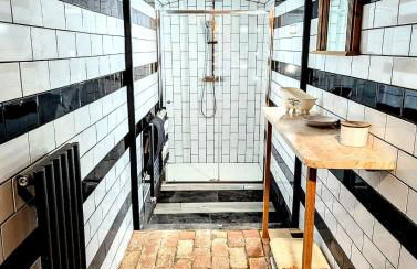 Ramsgate Seafront Apartment with Jacuzzi Bath & Pool Table - Foto 24