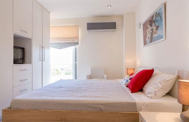 Bright & Spacious two-floor Family Garden Home - Foto 8