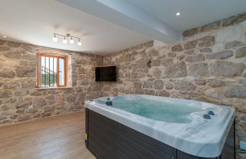 Stone house Grgo with heated swimming pool and spa - Foto 27