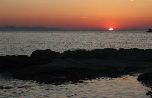 To Kamnaki - beachfront apartment in Mykonos town - Foto 77
