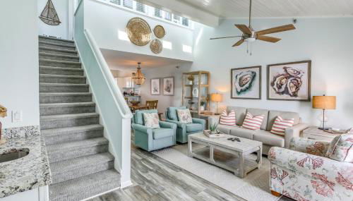 Salt and Light Oceanfront Condo with Pool and Elevator - Foto 3