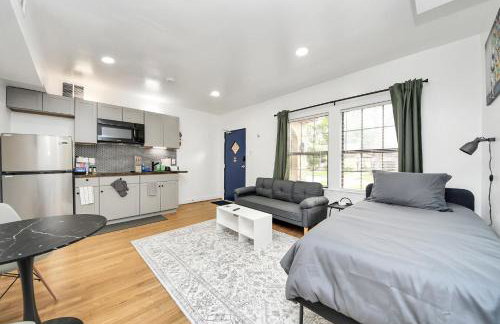 Serene Studio Escape - EADO HTX 1 - Foto 51