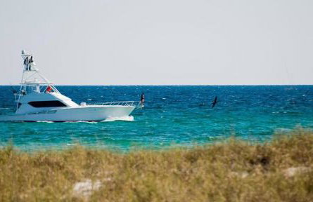 2 Blocks to the Beach! Pool & Golf Cart, Sleeps 21 - Foto 59