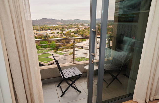 Luxury and Convenience - Air-conditioned Apartment in Pretoria - Foto 11