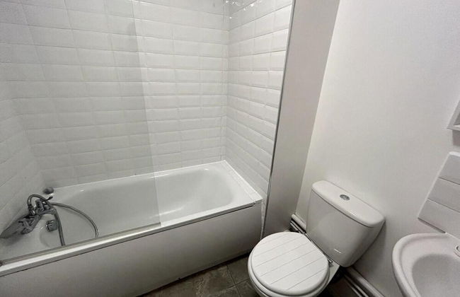 Essex 2 Bed Flat Near Station With Free Parking - Foto 29