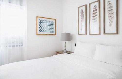 102-1A Best Value 2BR Apt Near Central Park - Foto 12