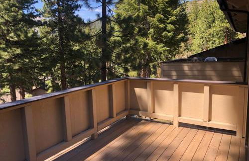 Fun & Air Conditioned Lake Tahoe 3 BR/2.5 BA Home - Foto 48