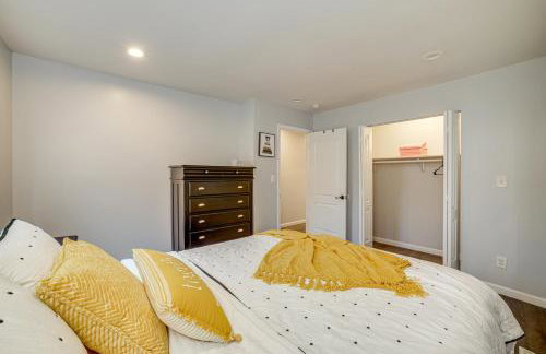 4 Mi to Lake Michigan East Chicago Home with Grill - Foto 13