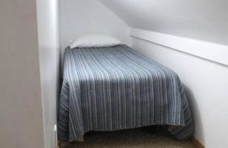 Five Bedroom Colonial Style Home - Foto 10