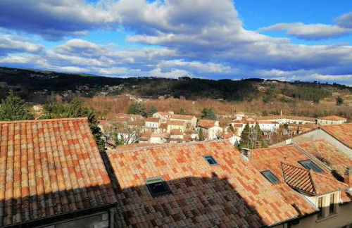 Joyeuse, appartement de 27m2 - Foto 8