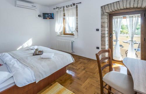 Villa Natale with Private Pool and Garden - Foto 13