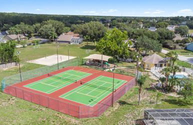 Stunning 4-bedroom Villa w/ Pool - Close to Disney Parks and Gulf Courses! - Photo 59