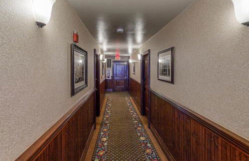 All New Historic Charmer in the Heart of Durango - Foto 14