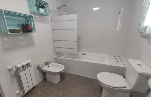 "La Villa de Iker" con Chimenea y a 10 mint de "Puy du Fou" - Foto 43