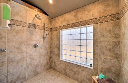 Grand Tulsa Getaway with Private Pond, Dock and Deck - Foto 20