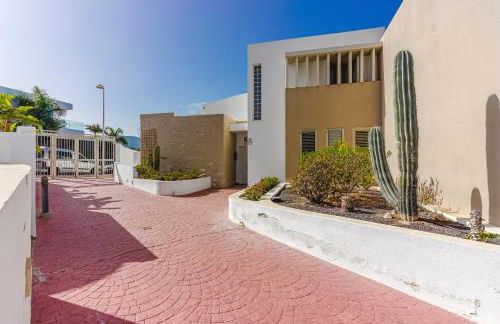 Villa Eleonora, Luxury Villa with Heated Pool Ocean View in Adeje, Tenerife - Foto 76