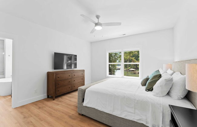 Hideaway Cove Private Dock, Firepit, New Build - Photo 24