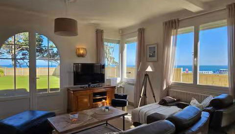 Les pieds dans l'eau - Foto 2