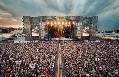 Apart. Port Arenal con terraza y piscina - Foto 26