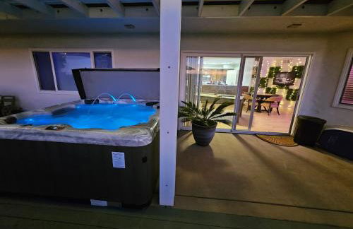 La Jolla Gem with Ocean View - 11 Beds, Hot Tub, Karaoke & Game Den - Foto 14