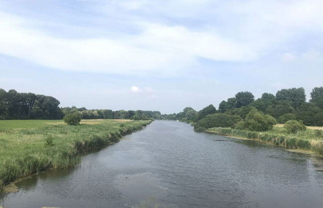 At the Provision House Modern Retreat - Photo 15