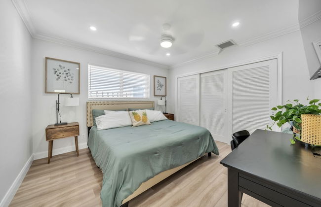 Luxury Waterfront Home Minutes from the Beach by RedAwning - Photo 4