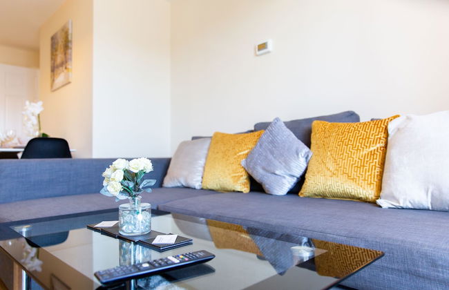 Velvet 1-bedroom Penthouse, Clockhouse, Hoddesdon - Foto 30