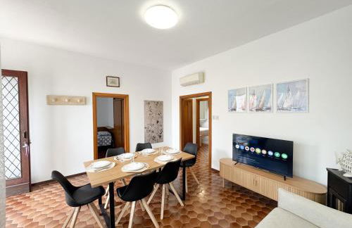 Intera casa, 100 m dal mare, grande giardino - Photo 11